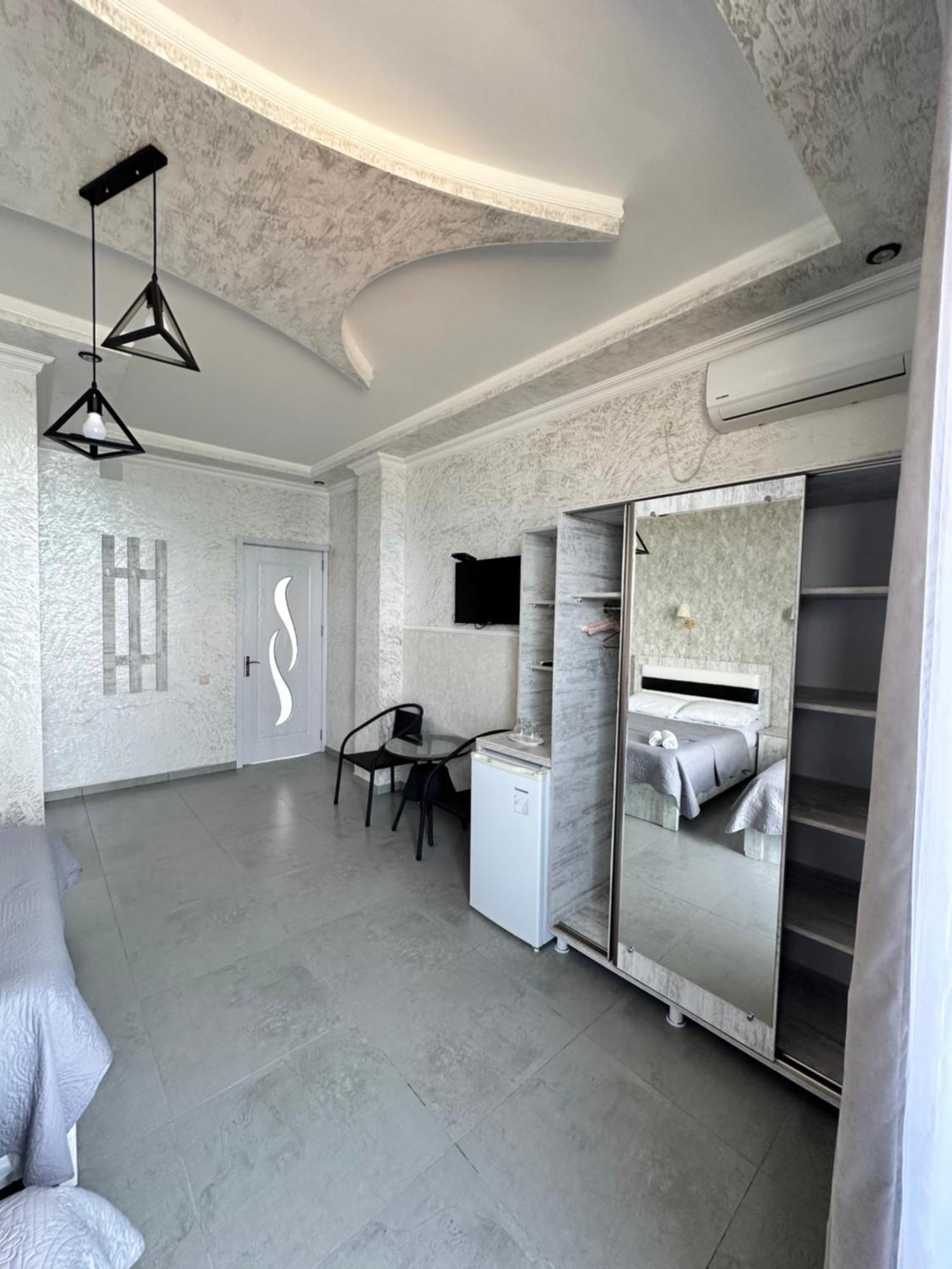 Hotel Black Sea 科布列季 外观 照片